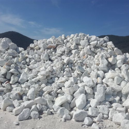 Applications of calcium carbonate masterbatch. Calcium carbonate for making filler masterbatch